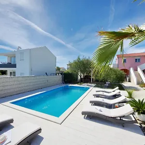 Emili Appartement